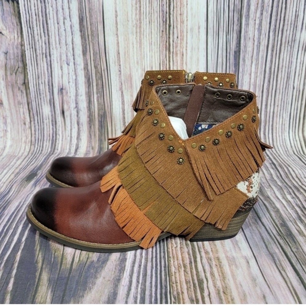 NIB Soffia Brown Tapestry Accent Triple Fringe Leather Boots - Sz 40 (US 9) - Picture 2 of 9